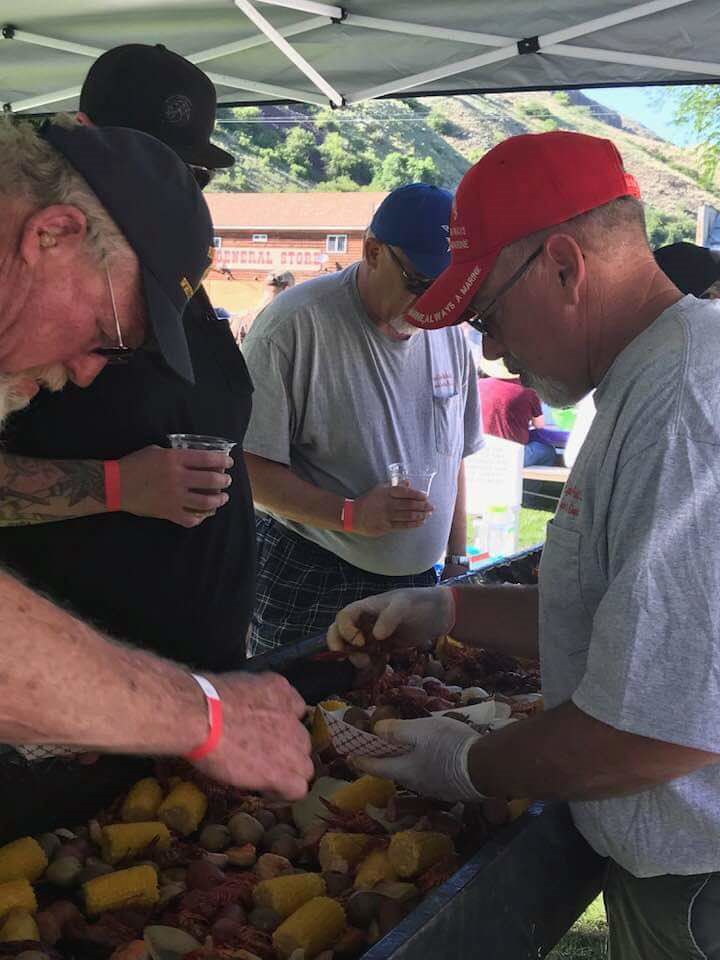 White Bird Crawdad Feed